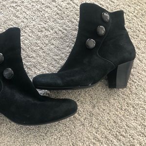Vaneli Black Suede Short boots